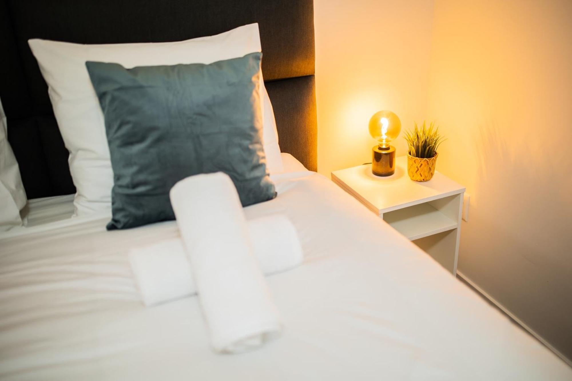 Friendly 50M2 One-Bedroom Apartment - We39A 티엘 외부 사진