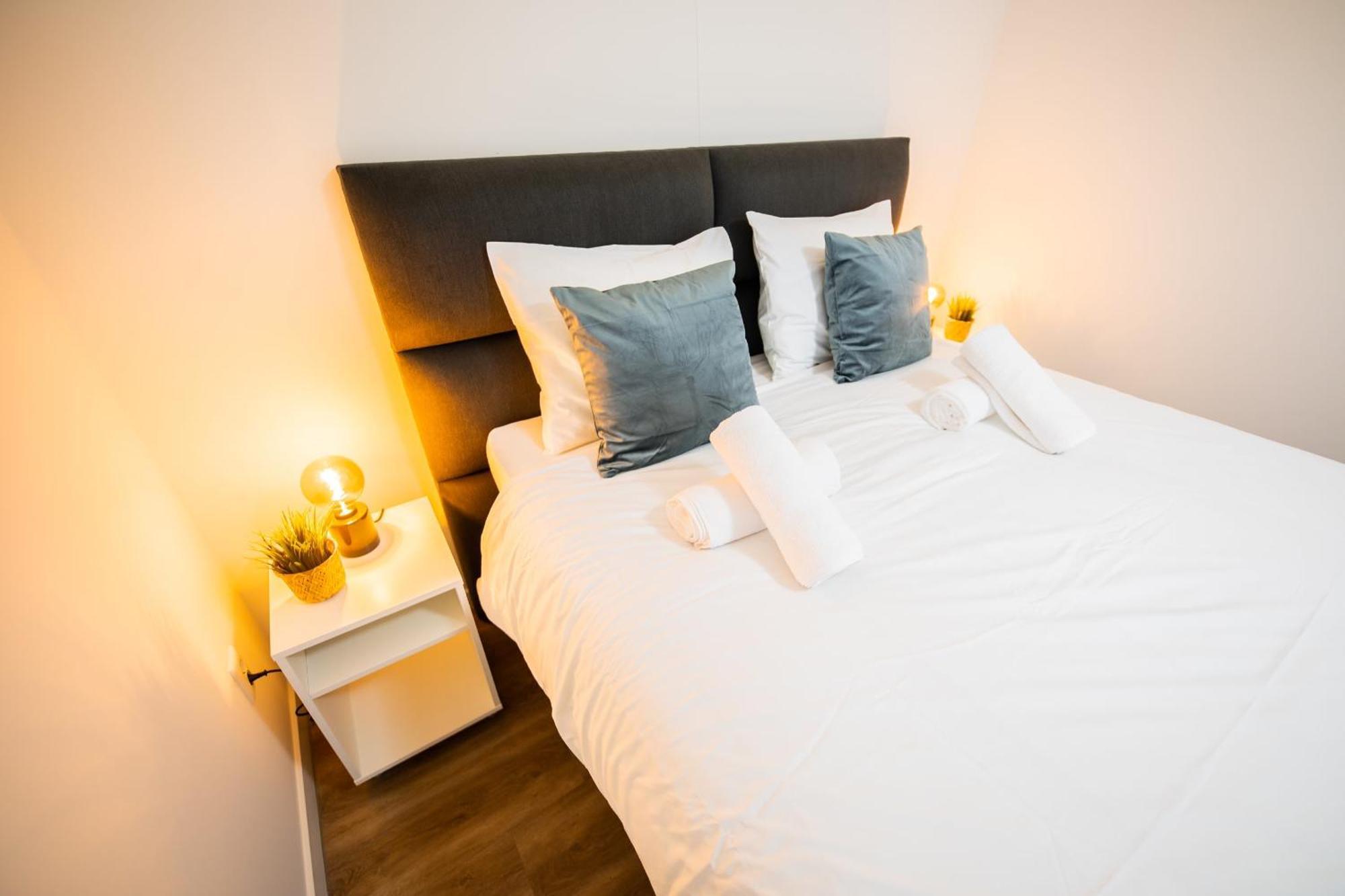 Friendly 50M2 One-Bedroom Apartment - We39A 티엘 외부 사진