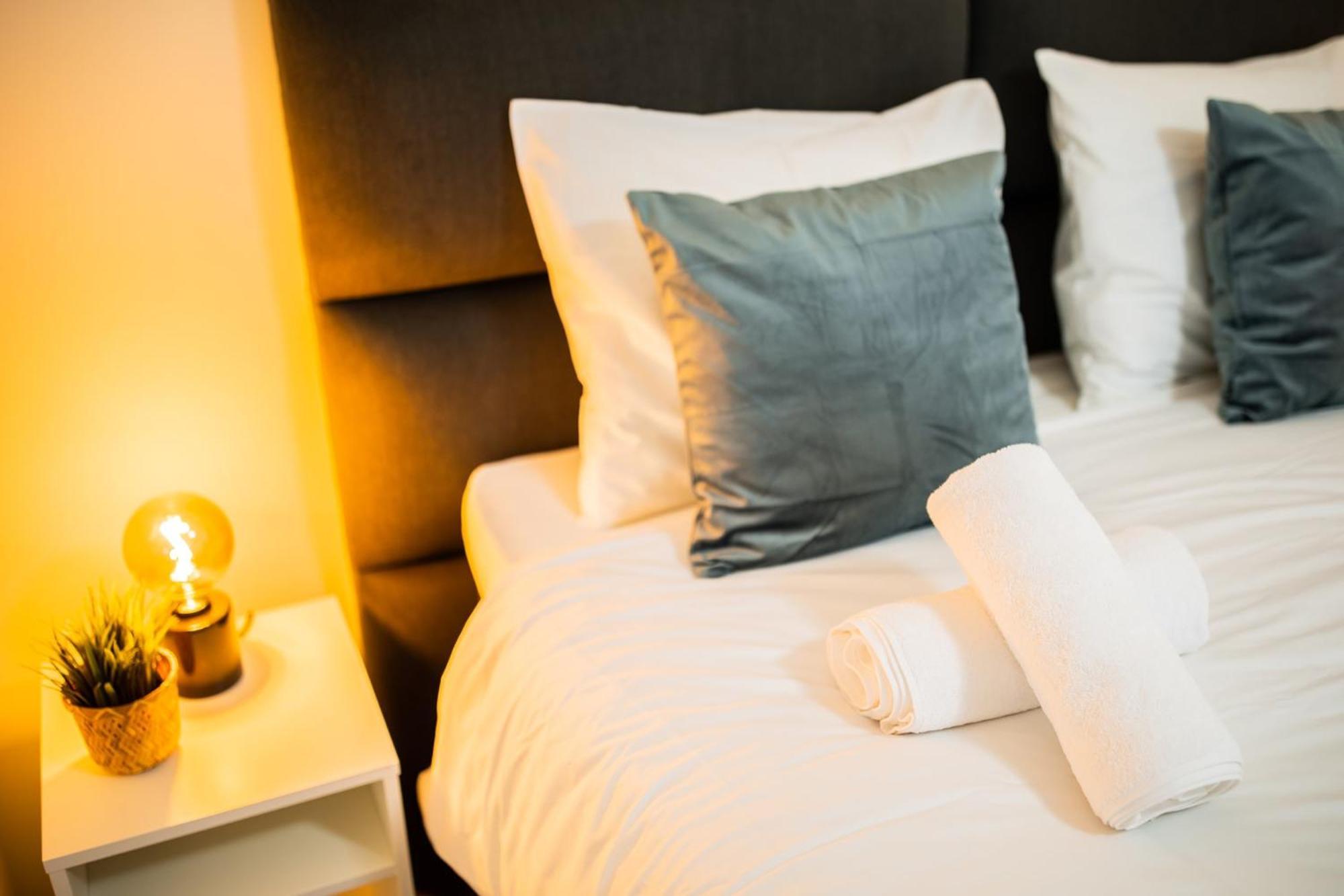 Friendly 50M2 One-Bedroom Apartment - We39A 티엘 외부 사진